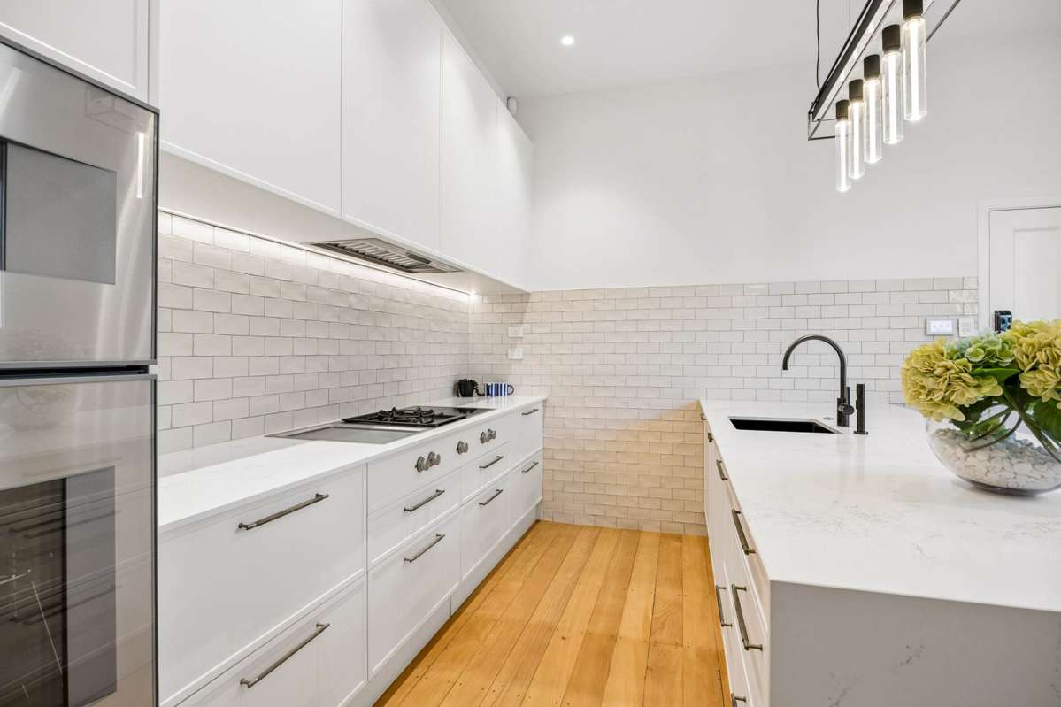 12 Shipherds Avenue_4
