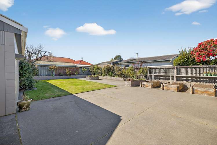 84 Greenhaven Drive Burwood_14