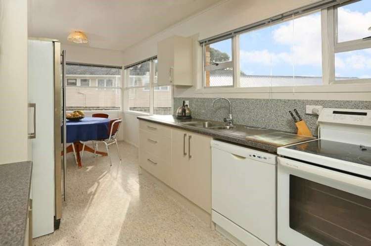 44 Royal View Road Te Atatu South_6