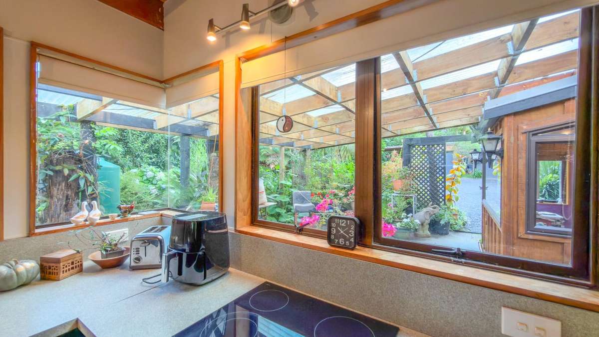 60 Victoria Street, Waikino_4