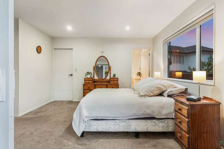 60 Butler Stoney Crescent Silverdale_18