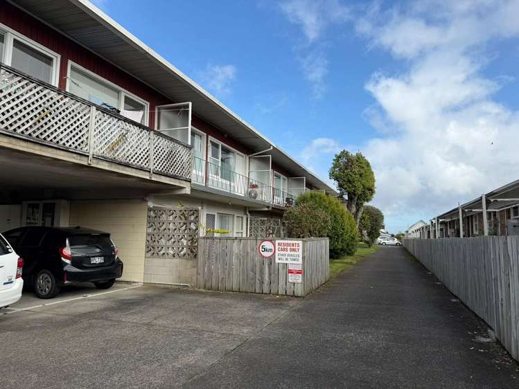14/56 View Road Mount Eden_0