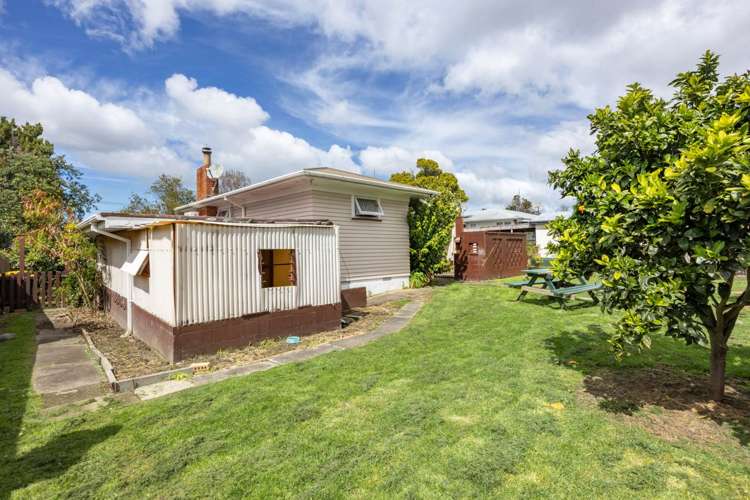 24 Vanguard Road Kelston_6