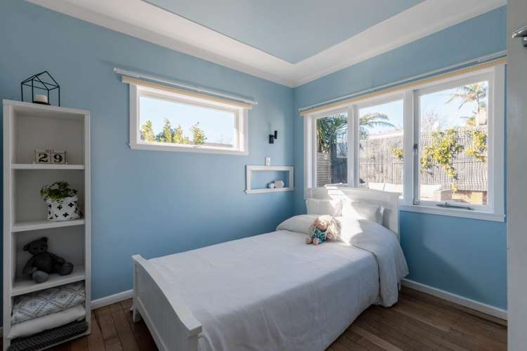 1/12 Sherwood Avenue Te Atatu South_12