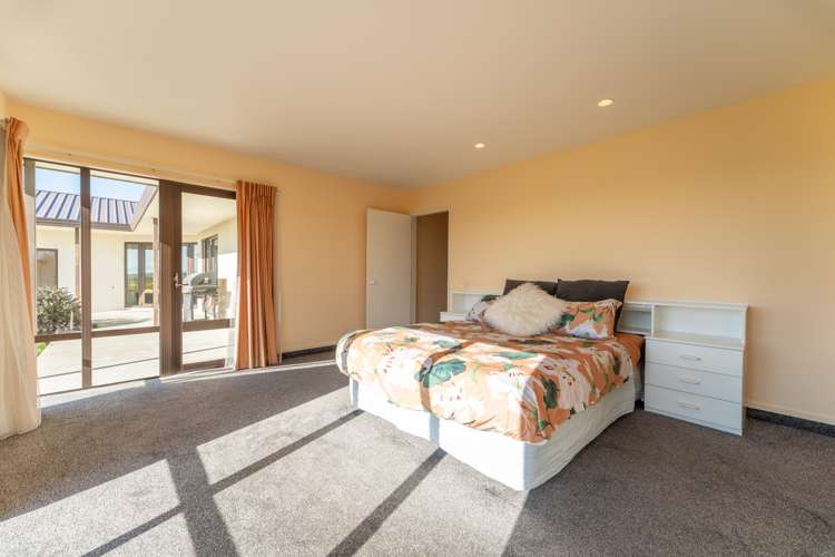 189 Pages Road Marchwiel_7