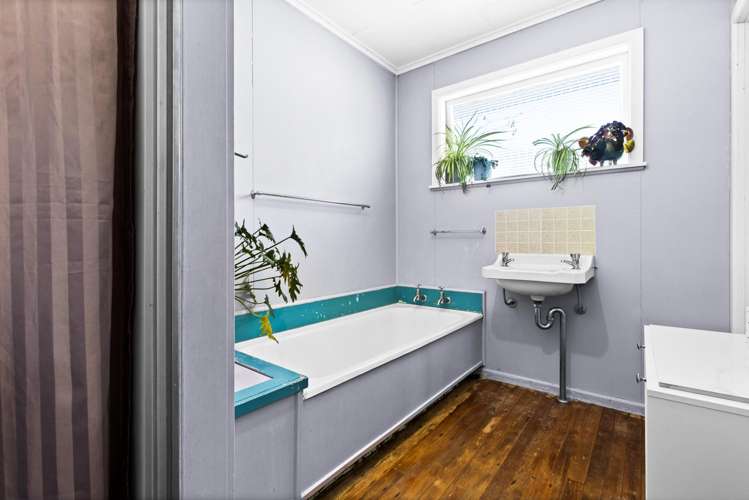 70 Clarence Cox Crescent Pirimai_10