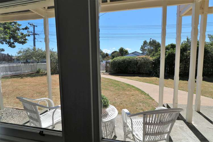 37 Wyndham Street Carterton_25