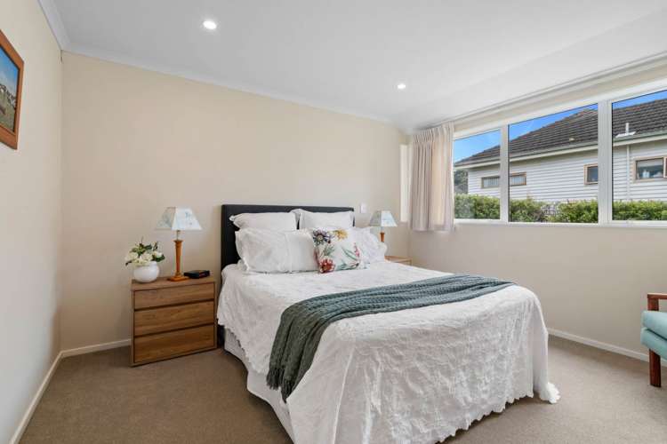 12 Kiteroa Terrace Rothesay Bay_12
