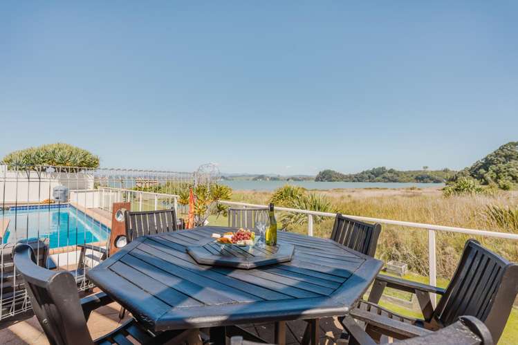 6 Saltmarsh Close_1