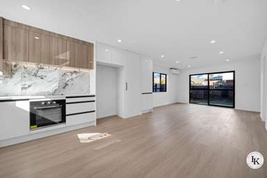 8D Benton Place_3