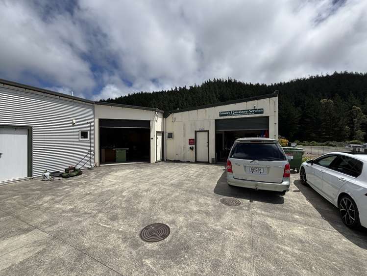 2/29 Broken Hill Road Kenepuru_6