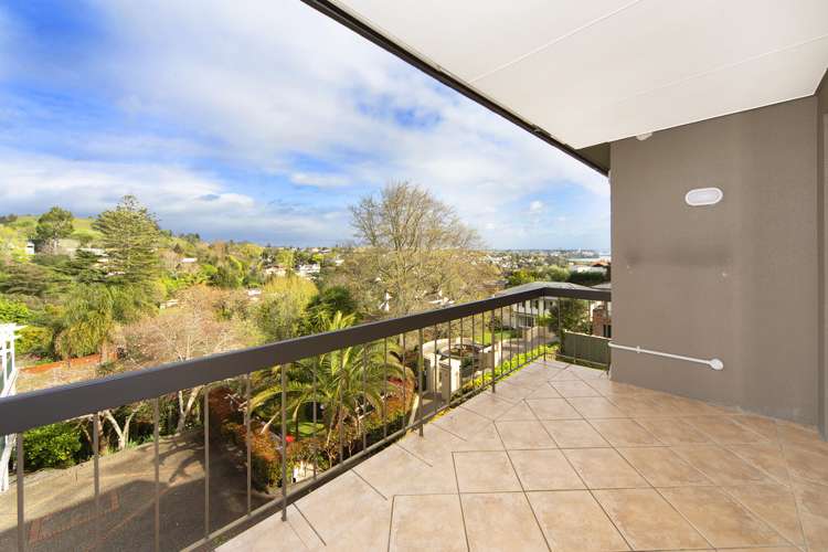 3/20 Garden Road Remuera_11