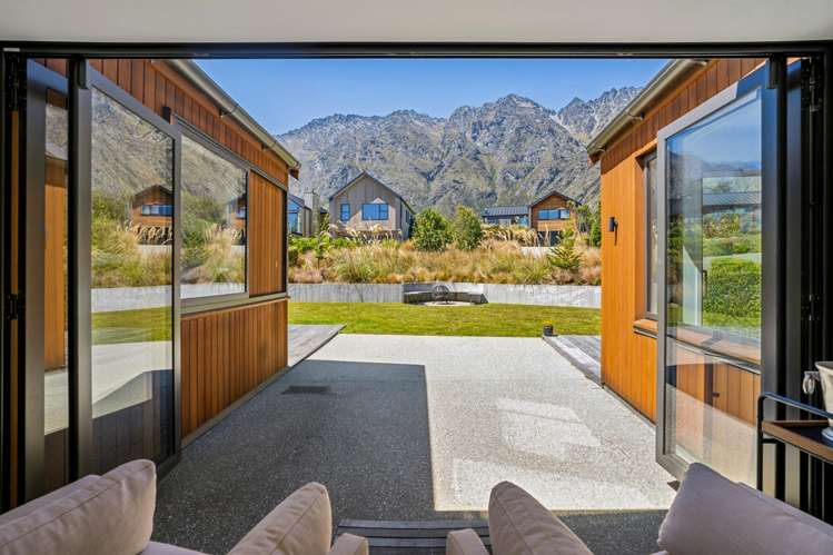 19 Hackett Road Jacks Point_4