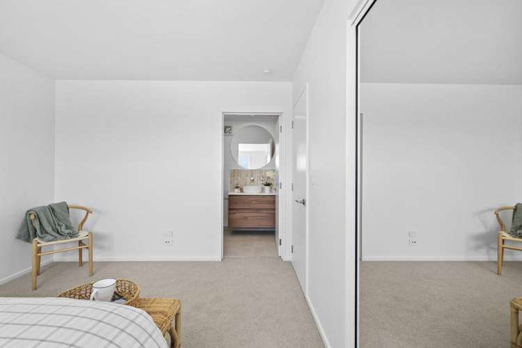 1-2/16 Bass Street Woolston_9