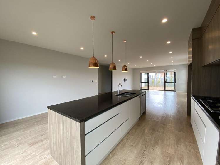 20 Kiwa Crescent Gulf Harbour_2