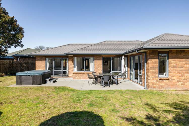 9 Christy Brown Place Leamington_20