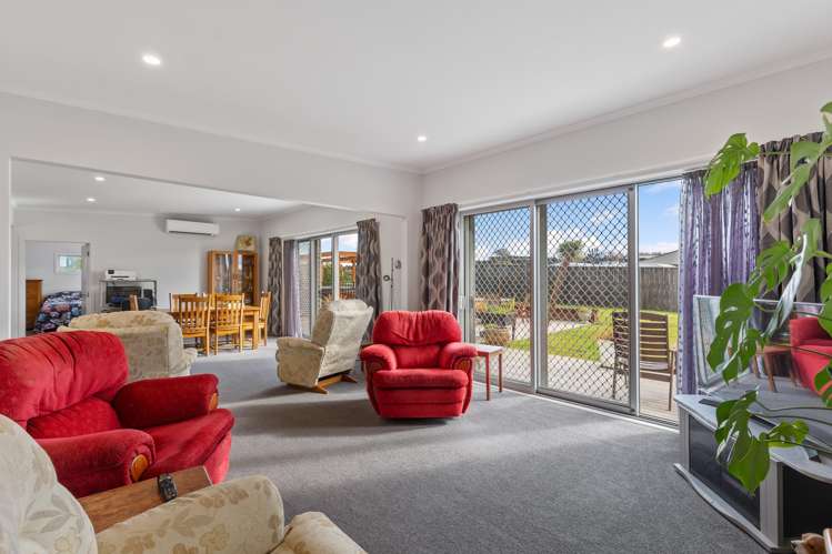 9 Princess Beatrix Avenue_4