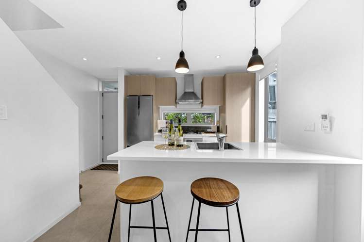 3/2B Walsall Street Avondale_7