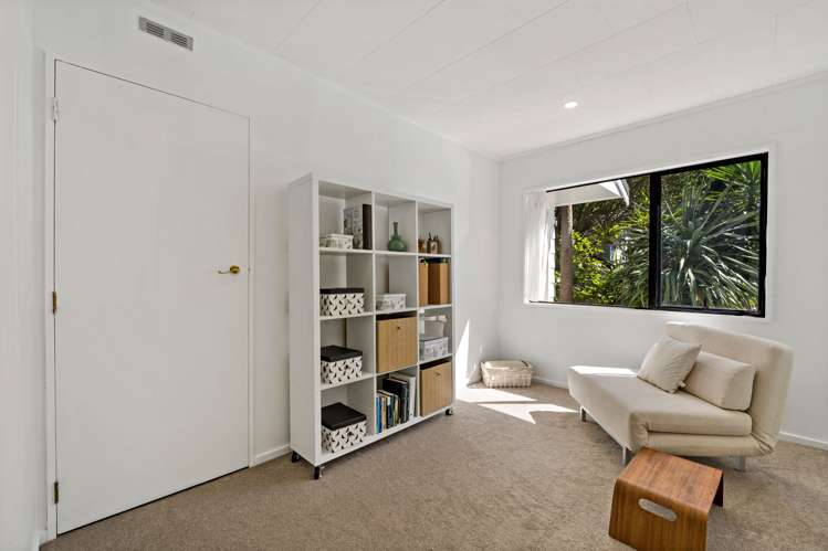 2/42a Salisbury Road Birkdale_17