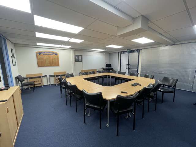 Front Office/326 Church Street Penrose_3