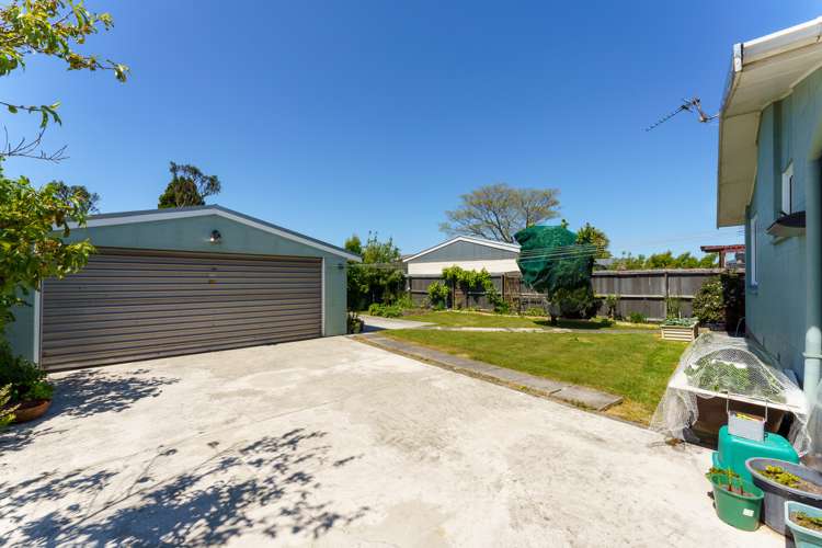 17 Oriana Crescent Hornby_15