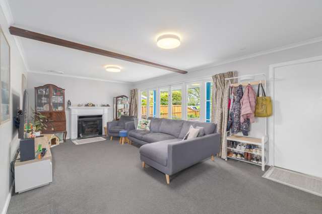42 Cresswell Avenue Burwood_3