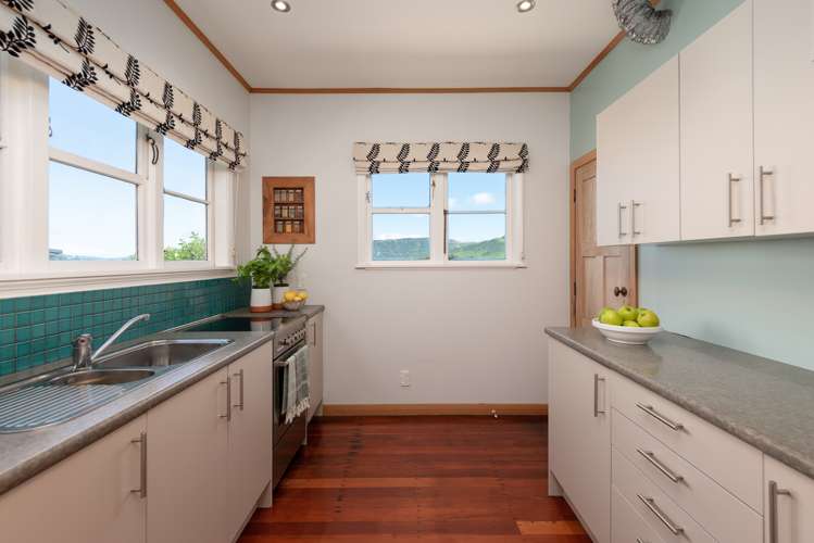 11 Himalaya Crescent Khandallah_8