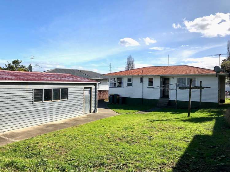 8 Hannah Road Otara_10