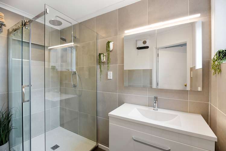 24 Fuchsia Avenue Pukete_10