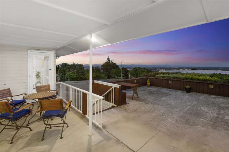 1/32 Takahe Drive Cashmere_3