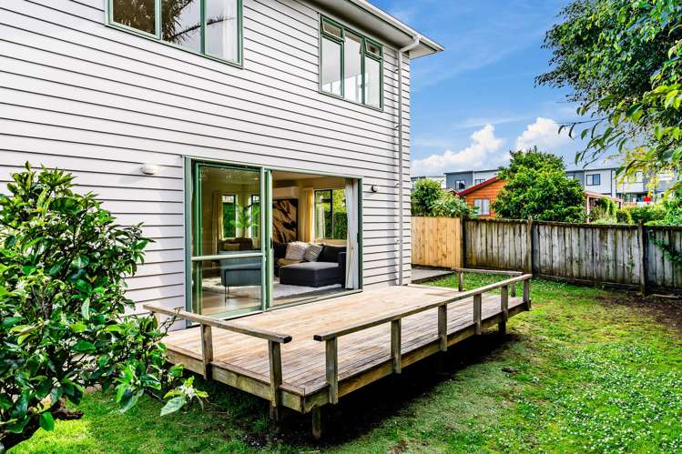 14 Ryburn Road Mount Wellington_16