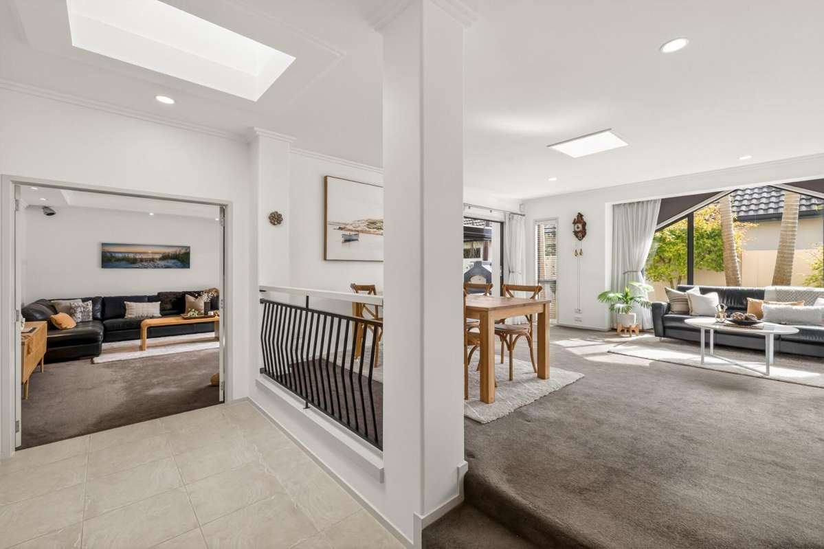 8 Bucklands Crescent_3