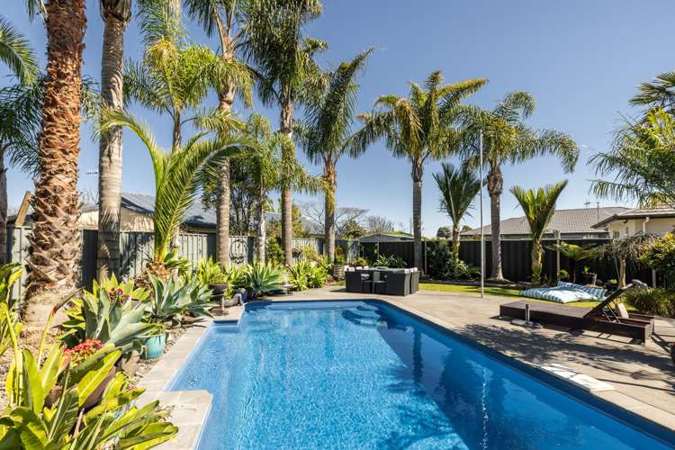 18 Delta Mews Place Clive_23