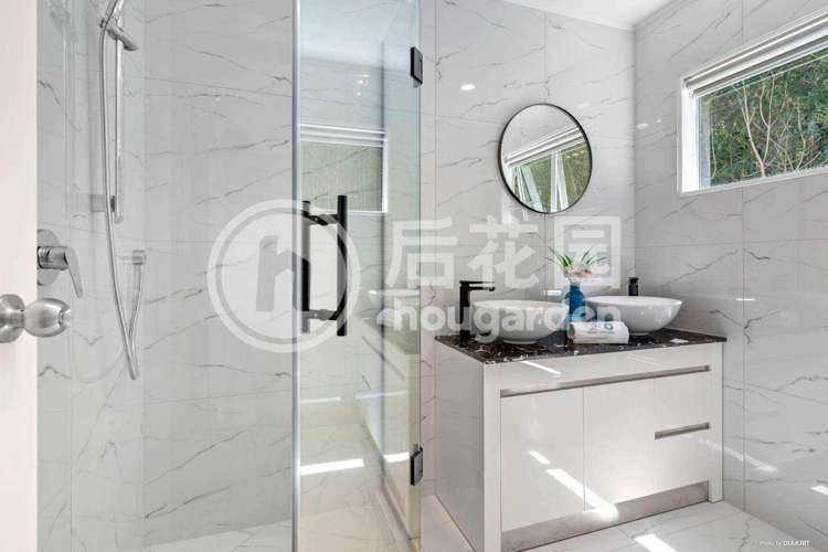 2/80 Langana Avenue Browns Bay_9