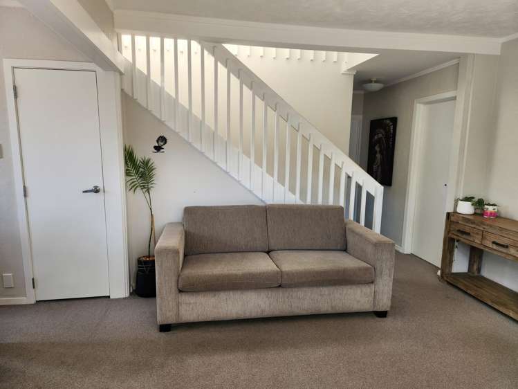 17a Deep Creek Rd Waiake_6