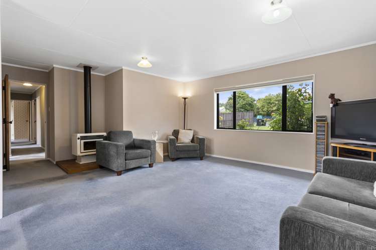 8 Robyn Hyde Place Leamington_9