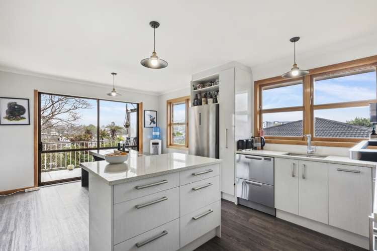 16 Trentham Road Papakura_6