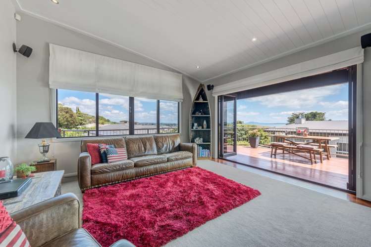 16 Crossland Place Maraetai_10