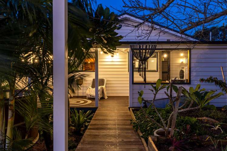 34 Alison Road Surfdale_18
