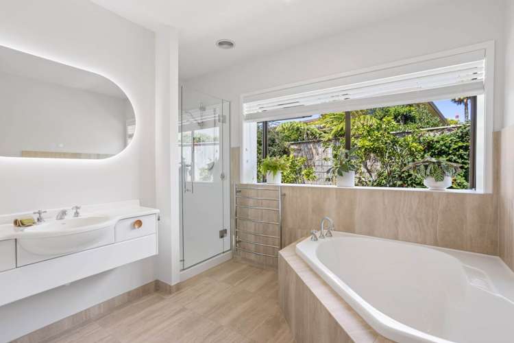 2 Esther Place Red Beach_21