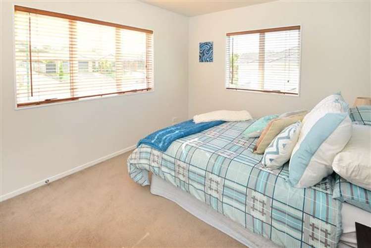 125 Roberta Crescent Orewa_12