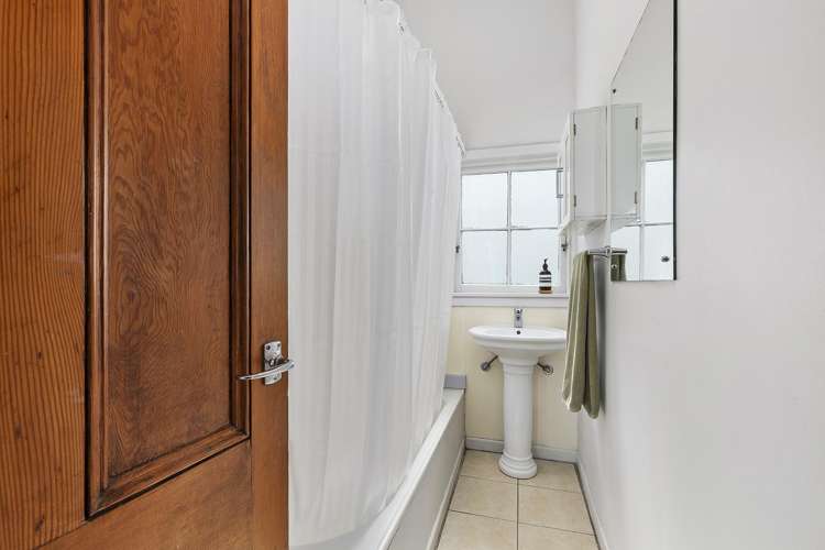 36 Yule Street Kilbirnie_13