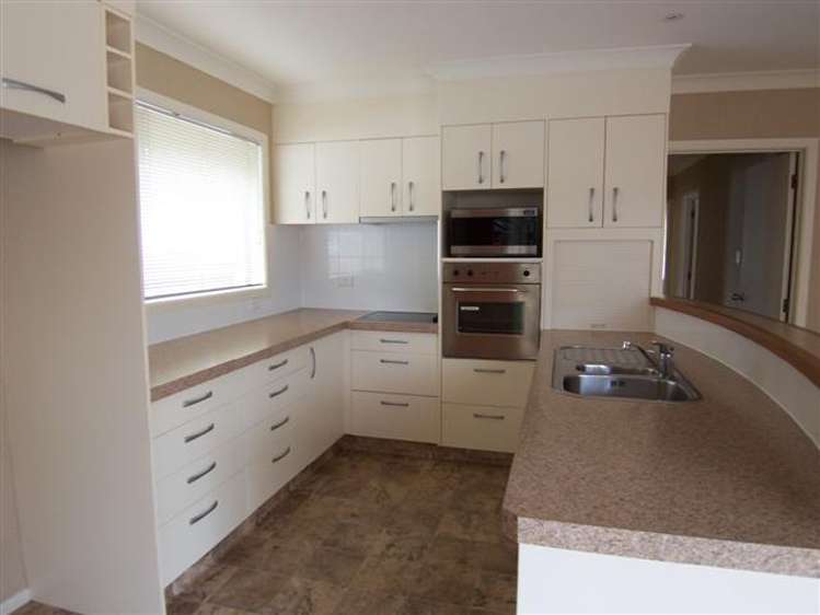 10a Emmett Street Greerton_7