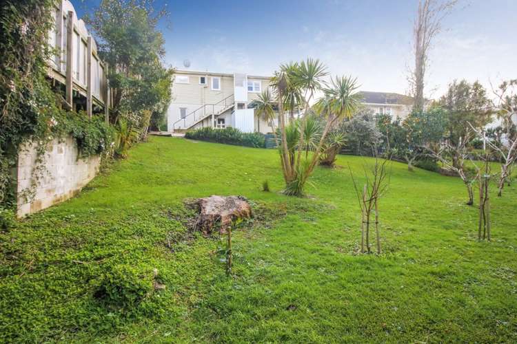 24 Cassino Street Bayswater_7