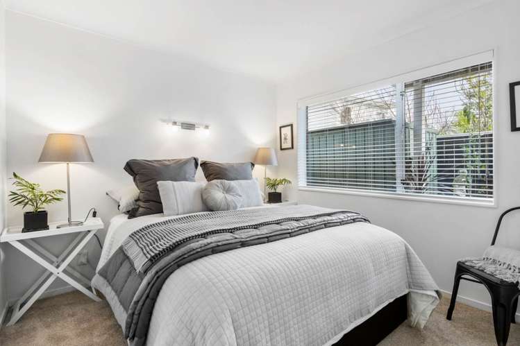 2/36 Nihill Crescent Mission Bay_12