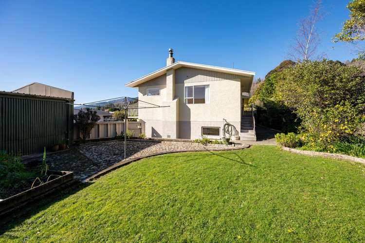 28 Churchill Avenue Richmond_21