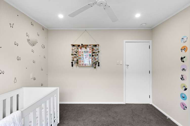 402 Frimley Place Frimley_11