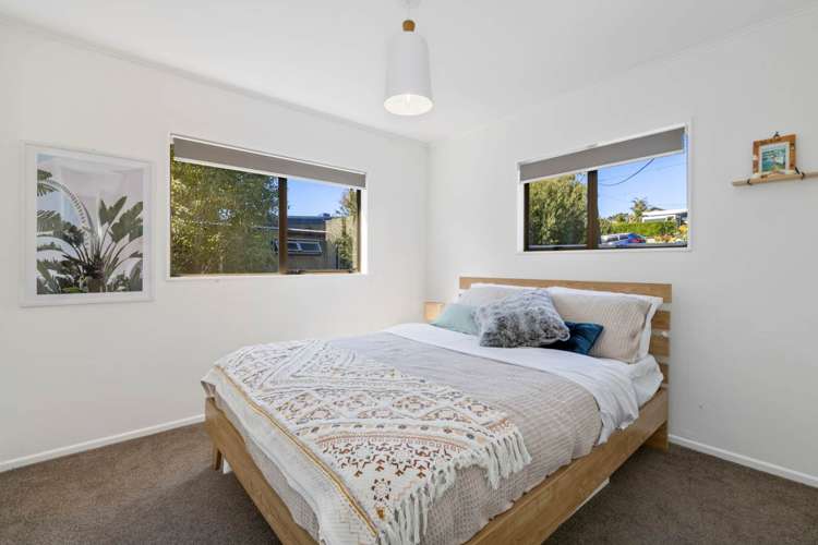 32 Elliston Crescent Stanmore Bay_9