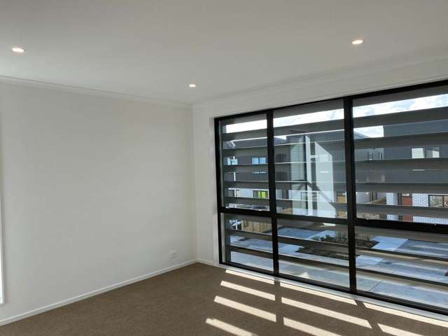 6 Manahi Lane Panmure_4