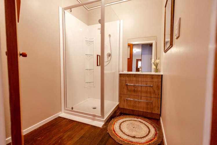 25 Gow Street Ross_11